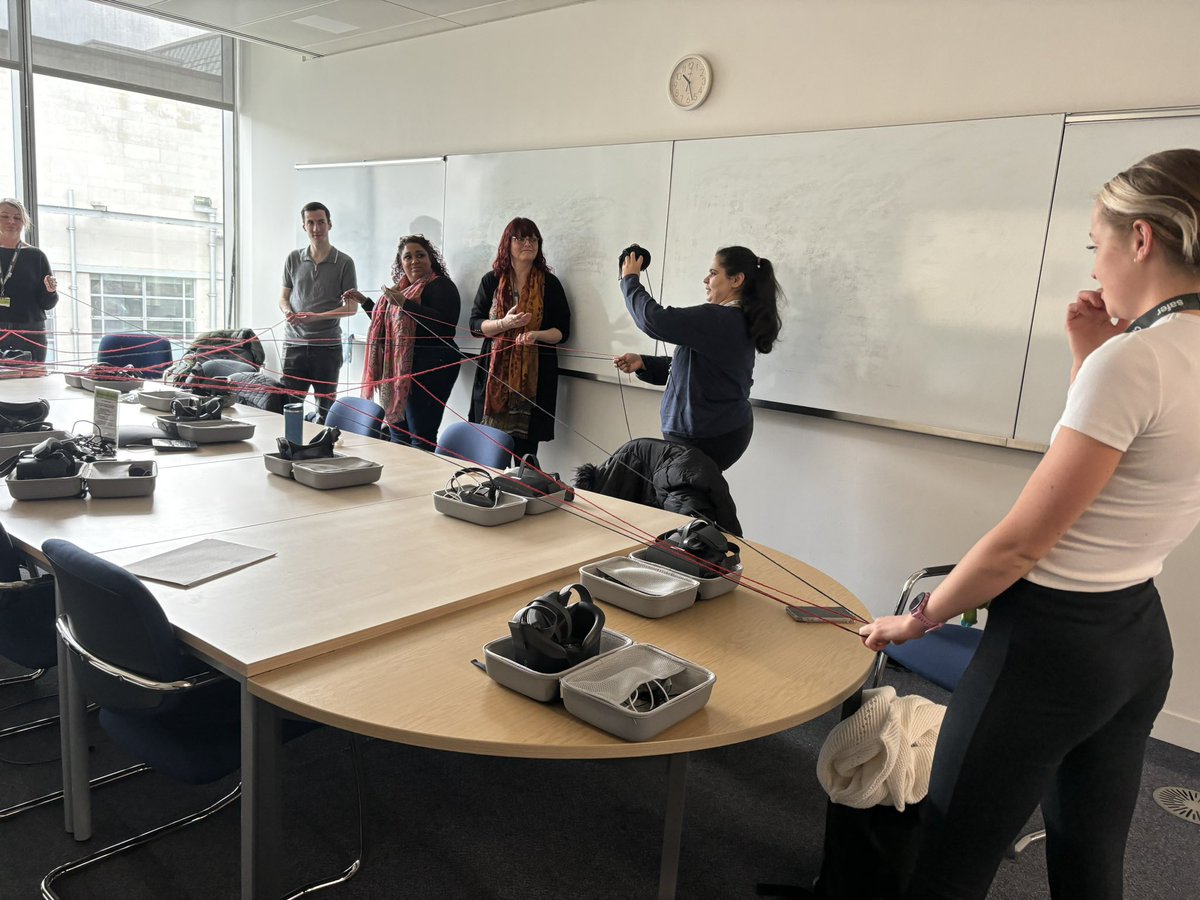 Sarah Wright tweet media