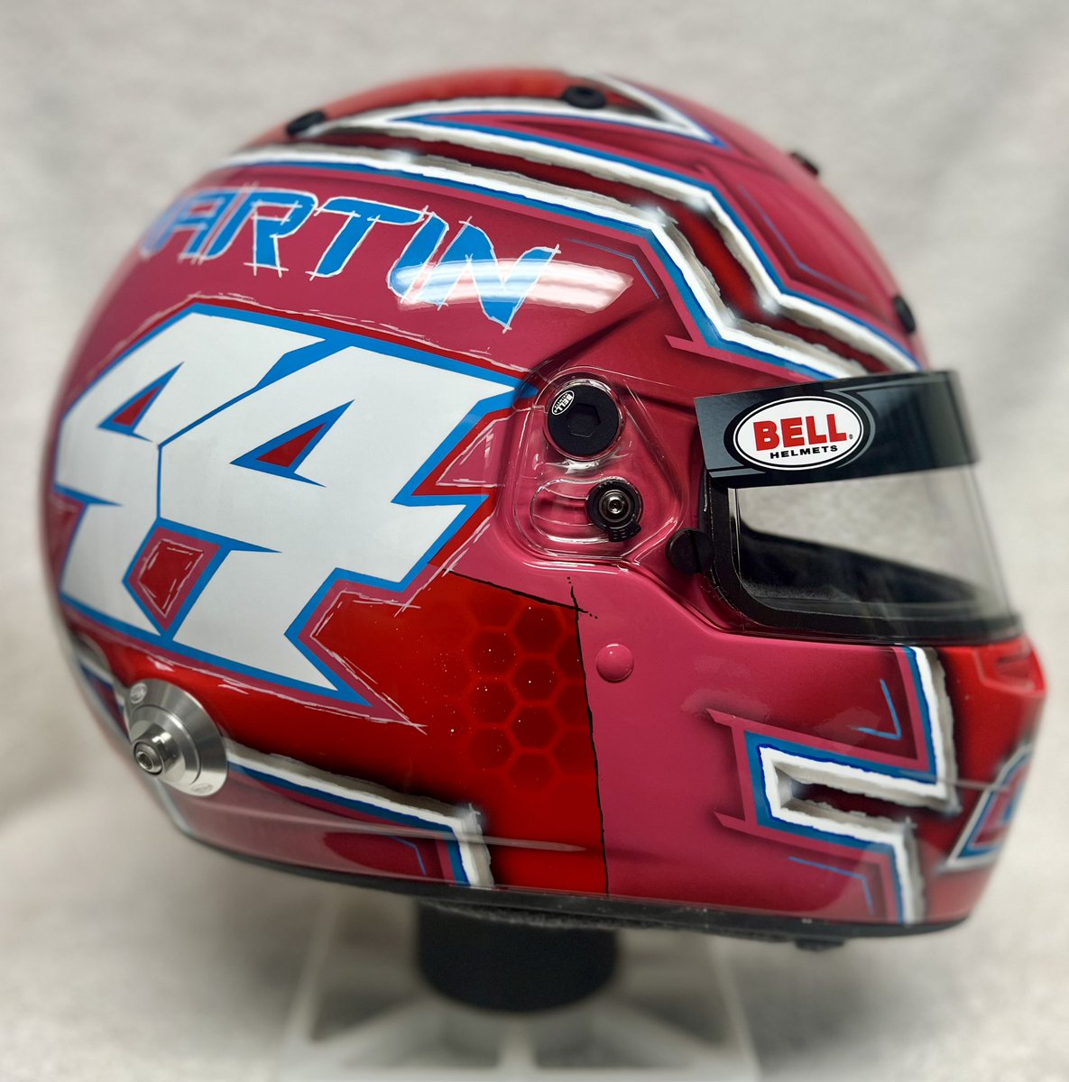 HelmetHead_D's tweet photo. Ready for the season is @CMR_44 new “Girl Dad” themed helmet. Always fun bringing to life Chris’s ideas. Best of luck buddy!!!! From one girl dad to another, enjoy it!!!! #NoWhiteBuckets #HHdFamily https://t.co/2PWpXFh08U