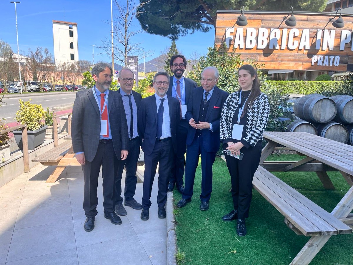 #Cyberdays, il Team della Fondazione Bordoni, coglie l’attimo per una foto opportunity con il prof. Giuliano Amato