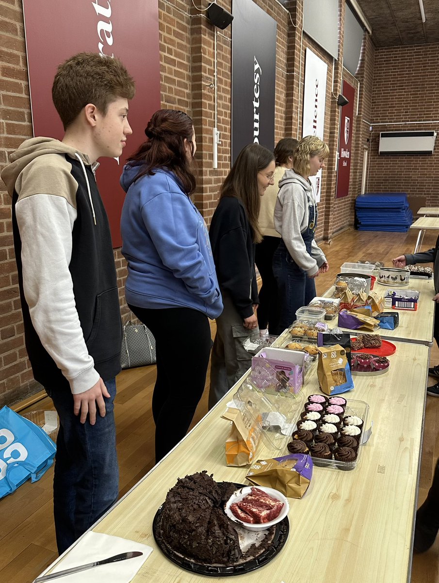 Amazing effort by our Leadership Senate in organising a bake sale for comic relief 🔴