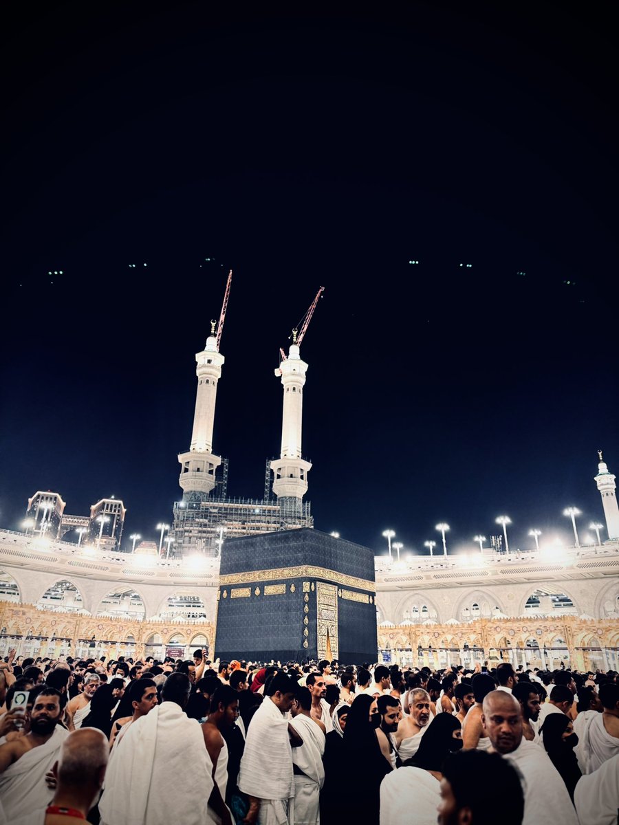 mhilmiismail's tweet photo. Labbaikallahummalabbaik

Baitullah. 
Masjidil Haram.

100,000 ganda pahala ibadah di sini. SubhanAllah. Alhamdulillah. Allahuakbar. https://t.co/4ApQIGXeI0