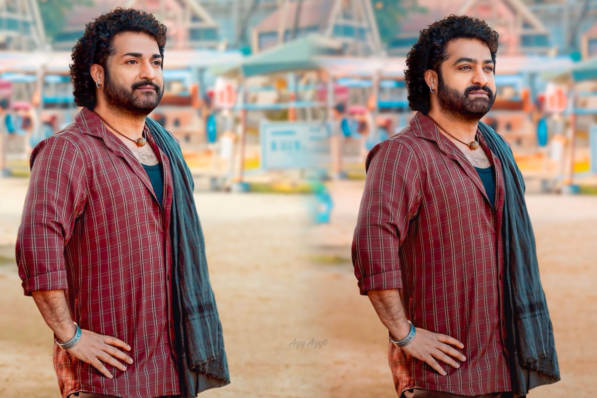 poornachoudary1's tweet photo. What a pic ♥️

#SrNTR ~ #JrNTR ♥️😍

EC: @AyyAyy0 ♥️👌🏻 https://t.co/CePR0LY3ip