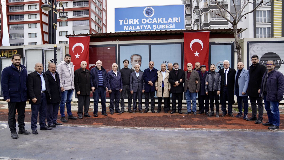 Türk Ocakları Malatya Şube Yardımcısı Yusuf İzzettin Cengiz ve yönetim kurulu üyelerini ziyaret ederek yapılan çalışmalar ve projeler hakkında istişarelerde bulunduk. Misafirperverlikleri ve destekleri için teşekkür ediyorum.