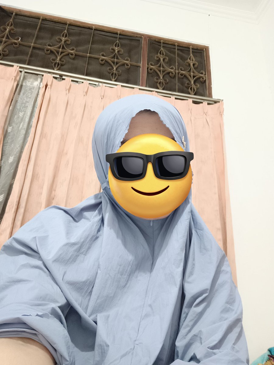 jiwahyt's tweet photo. @OOTDFESS mukena travel bahan adem, nyaman banget dipake https://t.co/ZBWnozWGE2