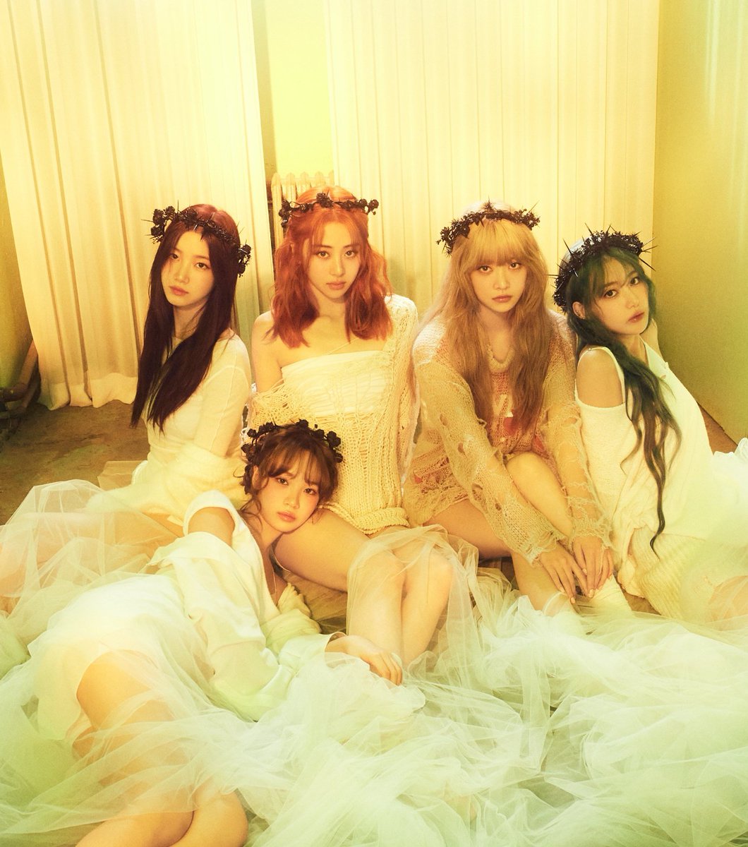 kpopnews2_'s tweet photo. 📰 A SOURCE MUSIC anunciou que irá processar indivíduos que estão atacando e difamando o LE SSERAFIM. 

Desde o lançamento de 'EASY', o grupo vem recebendo diversos ataques referentes as suas habilidades de dança e canto. https://t.co/7diTT361Ux