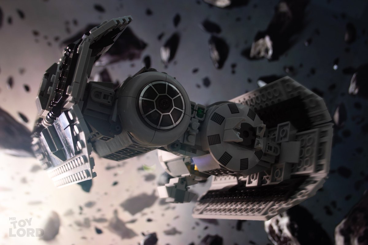 MrToyLord's tweet photo. “Search the asteroid field!”
—
A fun little digirama with the updated LEGO TIE Bomber. What do you think?

#TIEBomber #TheEmpireStrikesBack #Digirama #LEGO #LEGOStarWars #StarWars #ToyPhotography #Canon90D #MrToyLord https://t.co/TC1aViq3Td