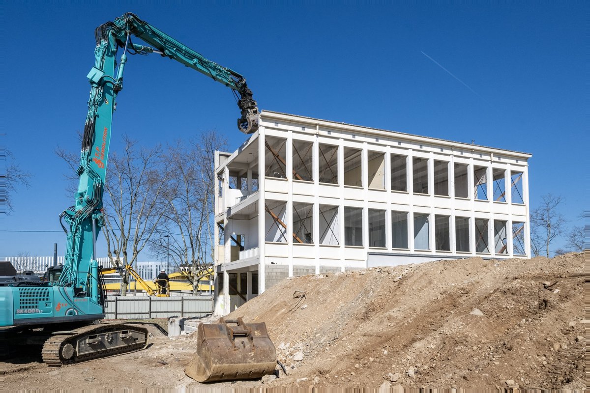Autre Soie (@autresoie) on Twitter photo 🏗 Revue de chantier : La programmation se poursuit sur l'Autre Soie ! L'Eventail a démarré ses travaux avec la préparation du terrain et de ses fondations.
Livraison prévue : 2025
©Lionel RAULT
<a href="/EstMetropoleHab/">Est Métropole Habitat</a> <a href="/RhoneSaoneHab/">RHONE SAONE HABITAT</a>
<a href="/leGIE_LVA/">Le GIE La Ville Autrement</a> @FondationARALIS <a href="/LaRayonne/">La Rayonne</a> #alynea 🏗 Revue de chantier : La programmation se poursuit sur l'Autre Soie ! L'Eventail a démarré ses travaux avec la préparation du terrain et de ses fondations.
Livraison prévue : 2025
©Lionel RAULT
<a href="/EstMetropoleHab/">Est Métropole Habitat</a> <a href="/RhoneSaoneHab/">RHONE SAONE HABITAT</a>
<a href="/leGIE_LVA/">Le GIE La Ville Autrement</a> @FondationARALIS <a href="/LaRayonne/">La Rayonne</a> #alynea