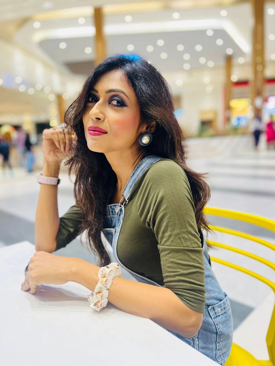 Reshmi_Bagchi's tweet image. Laapata moment's!!!!