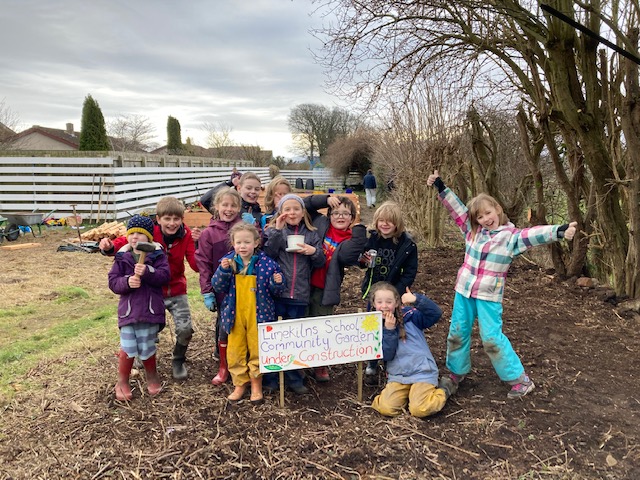 We're delighted with the amount of inspiring grassroots climate action taking place across Fife as a result of the Community Climate Grants scheme. Read all about it: fccan.org.uk/celebrating-co… @ClimateActionFife #CommunityClimateAction #FifeClimateHub #ClimateActionFife