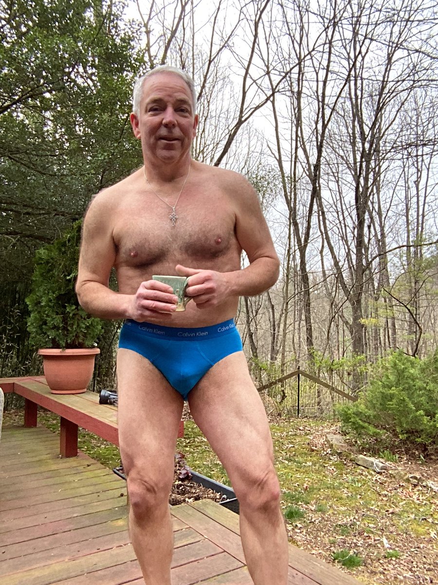 SpeckledDog1545's tweet photo. #meninbriefs #gay #hairygayguy #silverdaddies https://t.co/063A2iHfv9