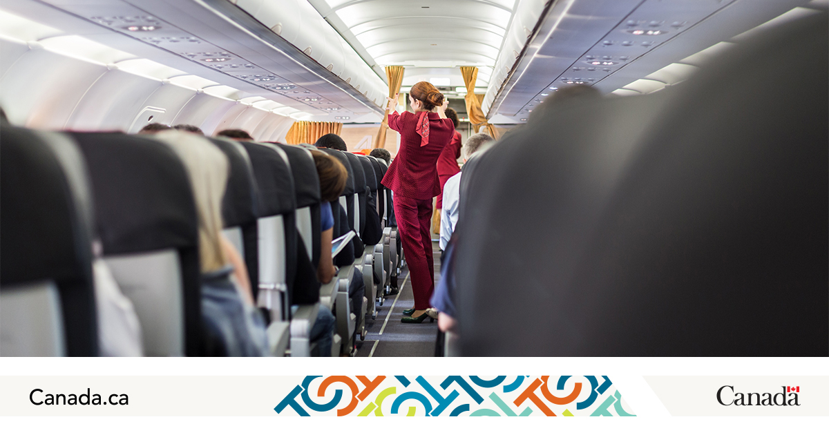 Every second counts during an emergency evacuation on an airplane. Remember to follow instructions from cabin crew and leave your carry-on bags behind so you do not delay a safe evacuation process. For more in-flight ✈️ safety information, visit: ow.ly/xEfe50QTt3b