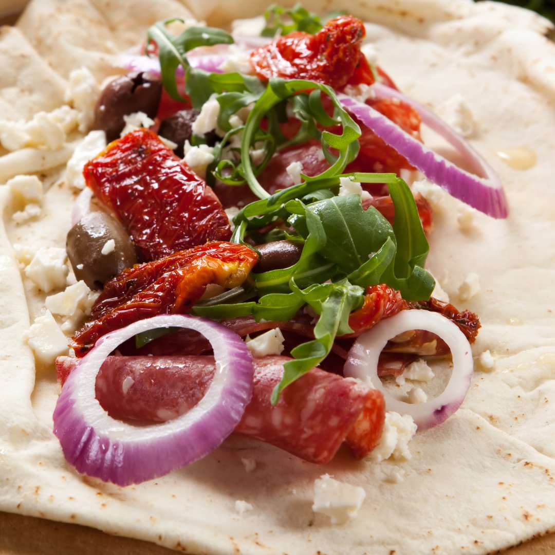 Wrapping up a tasty end to the week with a Friday lunch thats got plenty of colour. #stroud #food #wraps #vegetables #chalford #eating #nailsworth #foodie #recipeideas #lunchtime #mushrooms #painswick #onions #cheese #salad #organic #farming #gloucestershire