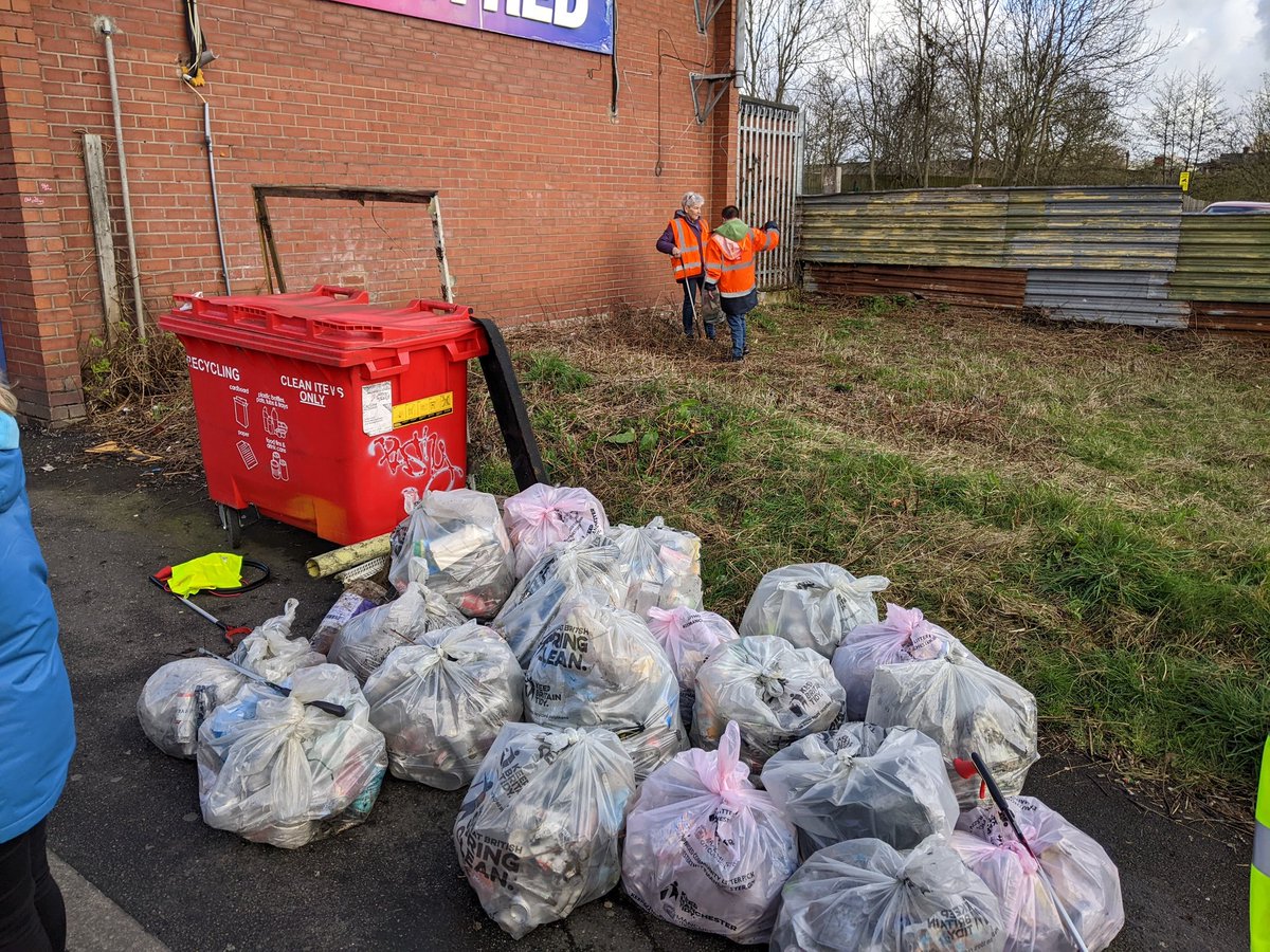 Amazing turnout at this morning's litter pick around Holt Town! 🥳 34 bags full, with people from the council, Man City and Co Op Live. I've raised concerns in the past that this area suffers from event day litter, so it's good to get a spring clean in 💪