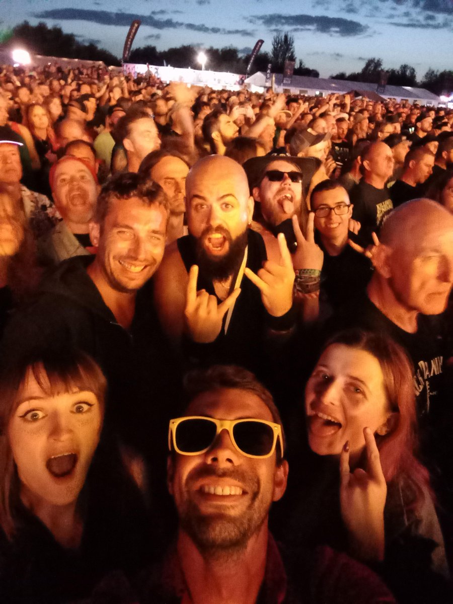 Festaff's tweet photo. If you volunteer with Festaff at any of the UK Music Festivals on our roster this year, you are guaranteed to have a great time and get to see some of the best acts at an affordable price.π€πΌπ΄ββ οΈ
Volunteer at Bloodstock this year!
#summer2024 #Festaff https://t.co/s6rnCWkzAa