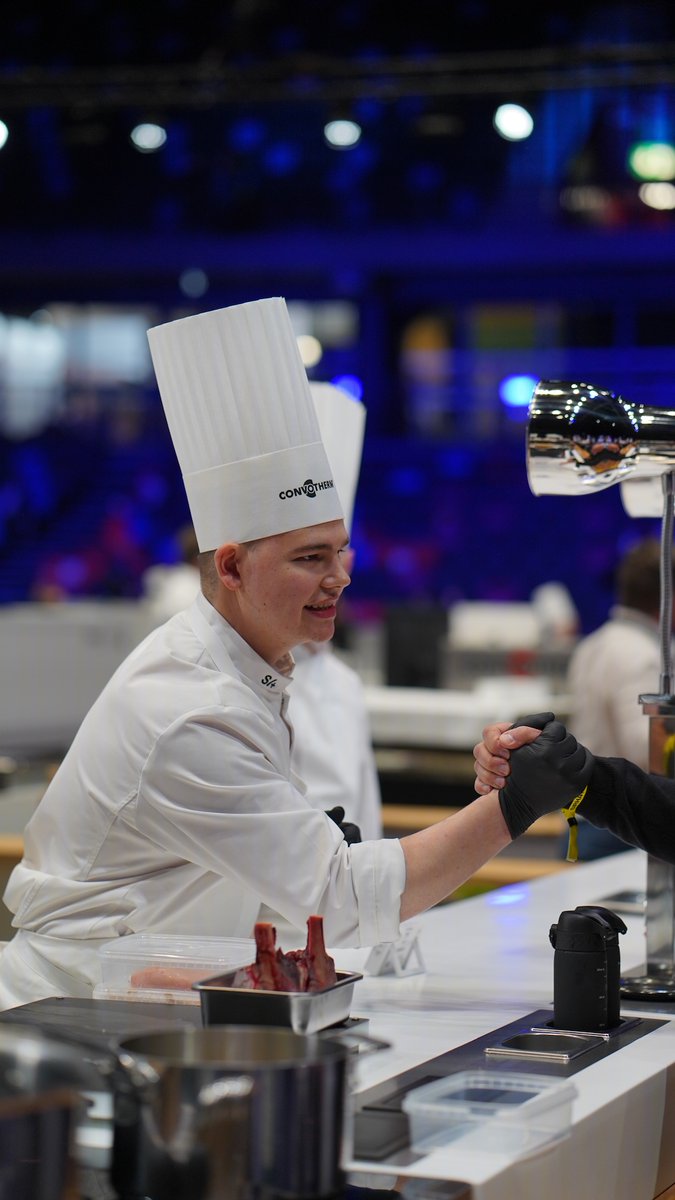 🔙  Yesterday at the Bocuse d'Or Europe 2024:
Emotion for Bocuse d'Or UK, voted Best Plate in the competition!
#Bocusedor #BocusedorEurope #RoadRoTrodheim #Chefs #Gastronomy #Norway #Trondheim