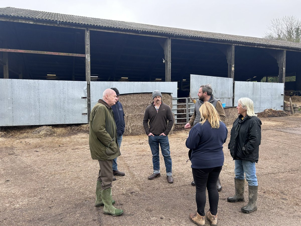 douglaspjackson's tweet photo. Great to meet with @DamianGreen this morning alongside @NFUKent and 6 local farmers farmers.  We talked about food security, SFI, planning policy, rural crime and fairness in the supply chain. https://t.co/x4ci97OOpJ