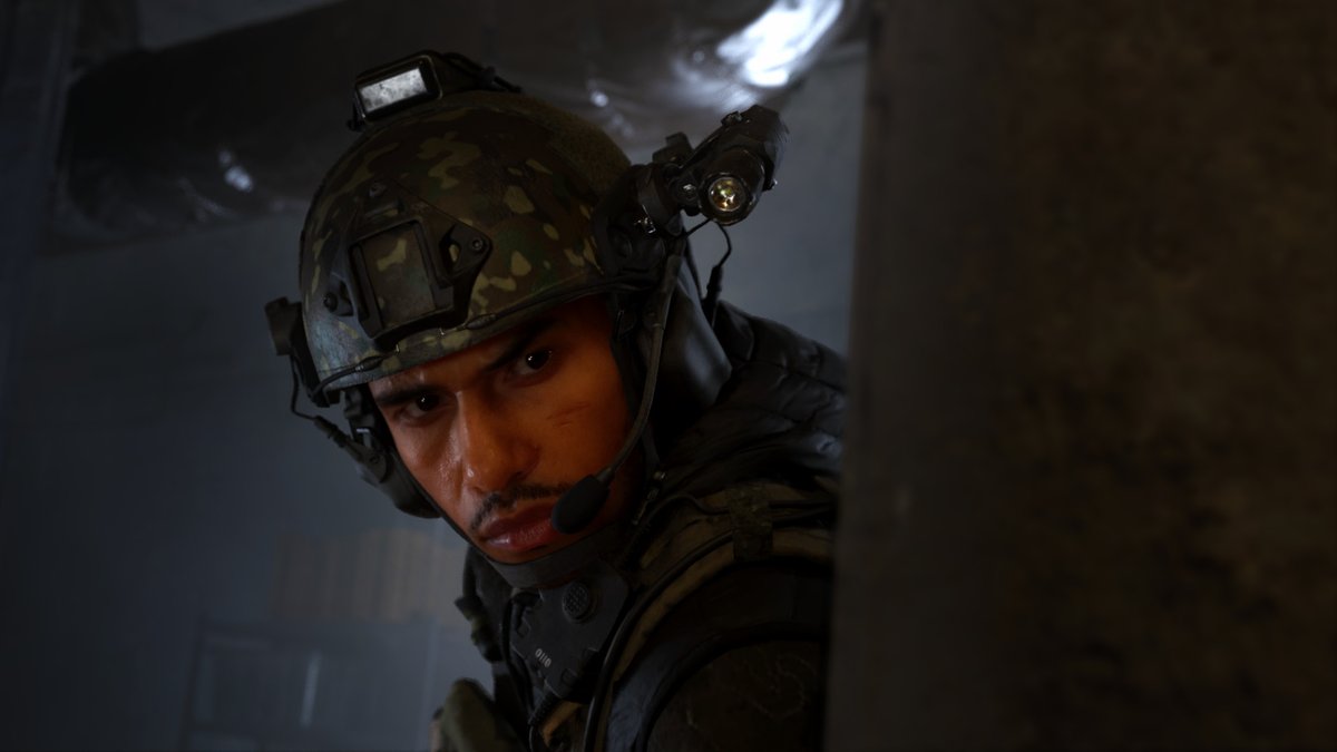 TonyHolobyte's tweet photo. @Activision @ATVIAssist What's up with the Chat Banning on COD?  People like to talk SH**!! 
Isn't this game rated M? https://t.co/xtobp1e4fJ