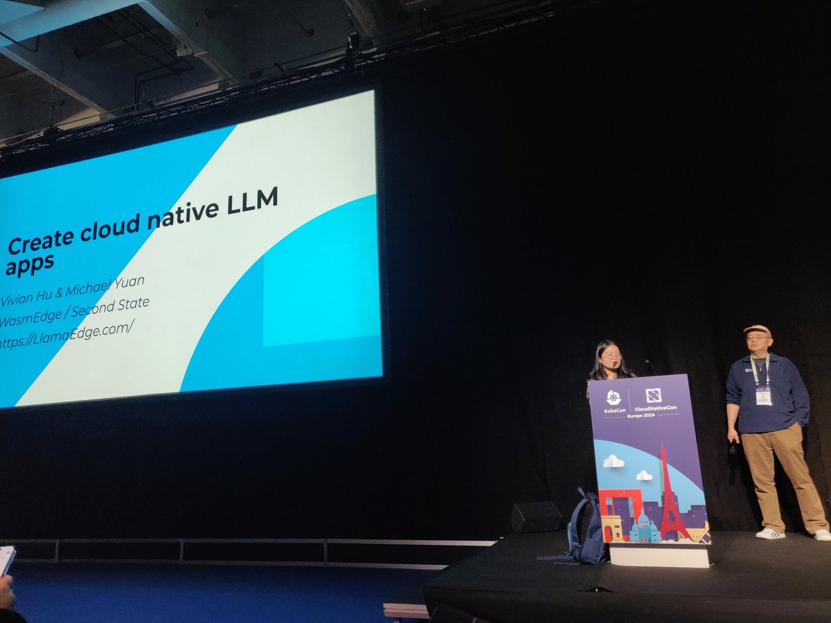 #Llama edge pour faire des applis #cloud natives à base de #LLM basé sur #wasm à la #kubecon Europe Paris. J'étais impressionné de la démo que j'avais vu au workshop #wasm. Curieux d'en savoir plus !