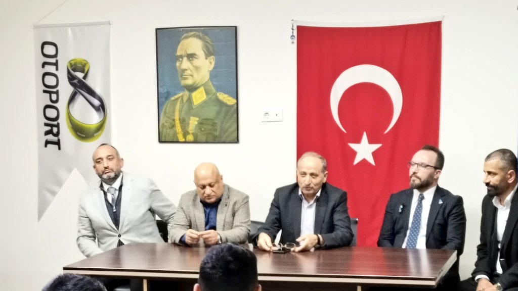 Erkan Uzun 🇹🇷 (@erkanuzunx) on Twitter photo 📍 Esenyurt Otoport Esnaf Ziyareti
İstanbul Milletvekilimiz Sn. <a href="/medeniylmz/">Dr. Medeni Yılmaz</a>, Esenyurt Belediye Başkan Adayımız Sn. <a href="/aliemrahgurbuz/">Ali Emrah Gürbüz</a> ve Beylikdüzü Belediye Başkan Adayımız Sn. <a href="/cembirturkavsar/">Cem Birtürk Avşar</a> ile birlikte Otoport esnaflarımızın sorunlarını dinledik. 📍 Esenyurt Otoport Esnaf Ziyareti
İstanbul Milletvekilimiz Sn. <a href="/medeniylmz/">Dr. Medeni Yılmaz</a>, Esenyurt Belediye Başkan Adayımız Sn. <a href="/aliemrahgurbuz/">Ali Emrah Gürbüz</a> ve Beylikdüzü Belediye Başkan Adayımız Sn. <a href="/cembirturkavsar/">Cem Birtürk Avşar</a> ile birlikte Otoport esnaflarımızın sorunlarını dinledik.