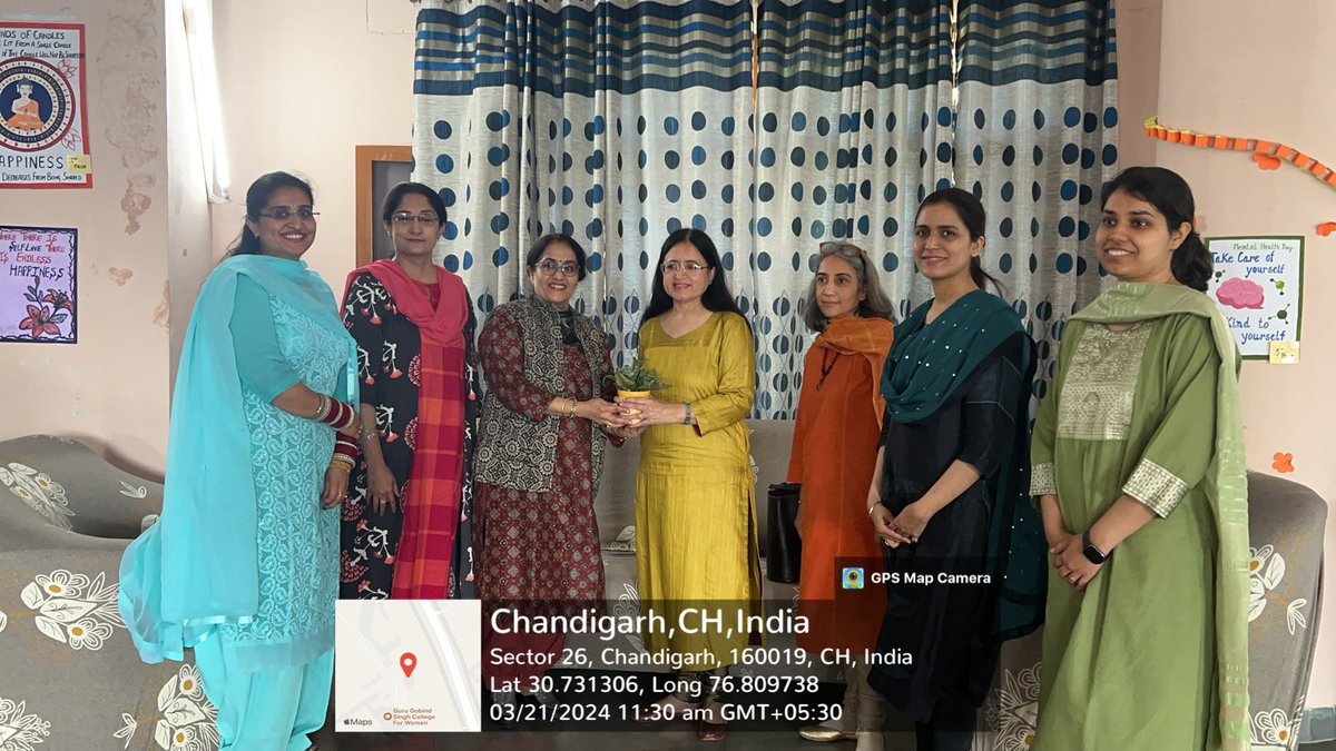 GURU GOBIND SINGH COLLEGE FOR WOMEN (@gobindfor) on Twitter photo PG Dept of English, GGSCW-26 organised a Creative Writing workshop for PG & graduate students on the topic, "From Mind to Matter:A Little Writing Workshop".Dr Sakoon Singh of PG Dept of English, DAV-10 & author of "In the Land of the Lovers:A Punjab Qissa" graced the occasion. PG Dept of English, GGSCW-26 organised a Creative Writing workshop for PG & graduate students on the topic, "From Mind to Matter:A Little Writing Workshop".Dr Sakoon Singh of PG Dept of English, DAV-10 & author of "In the Land of the Lovers:A Punjab Qissa" graced the occasion.