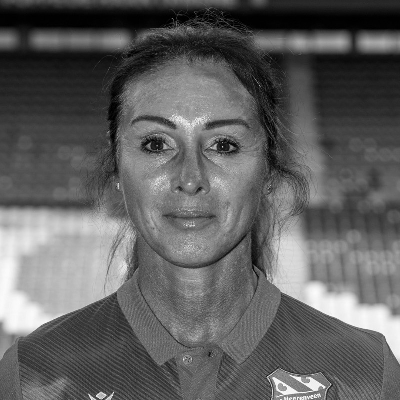 scHeerenveen's tweet photo. sc Heerenveen heeft het trieste nieuws ontvangen dat Hermina van Dijk op 52-jarige leeftijd is overleden. Hermina was bijna 10 jaar actief bij de club. 

Lieve Hermina, rust zacht. Wat heb je veel voor ons betekend en wat gaan we je missen.