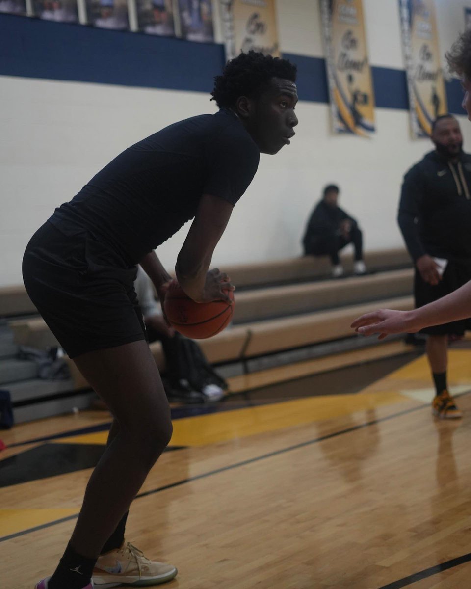 StepHigherHoops's tweet photo. First practice session before our trip to Italy for the @jitlissone competition, 4 days to go! #Stephigher #italy2024 https://t.co/4QUR1V6lfn