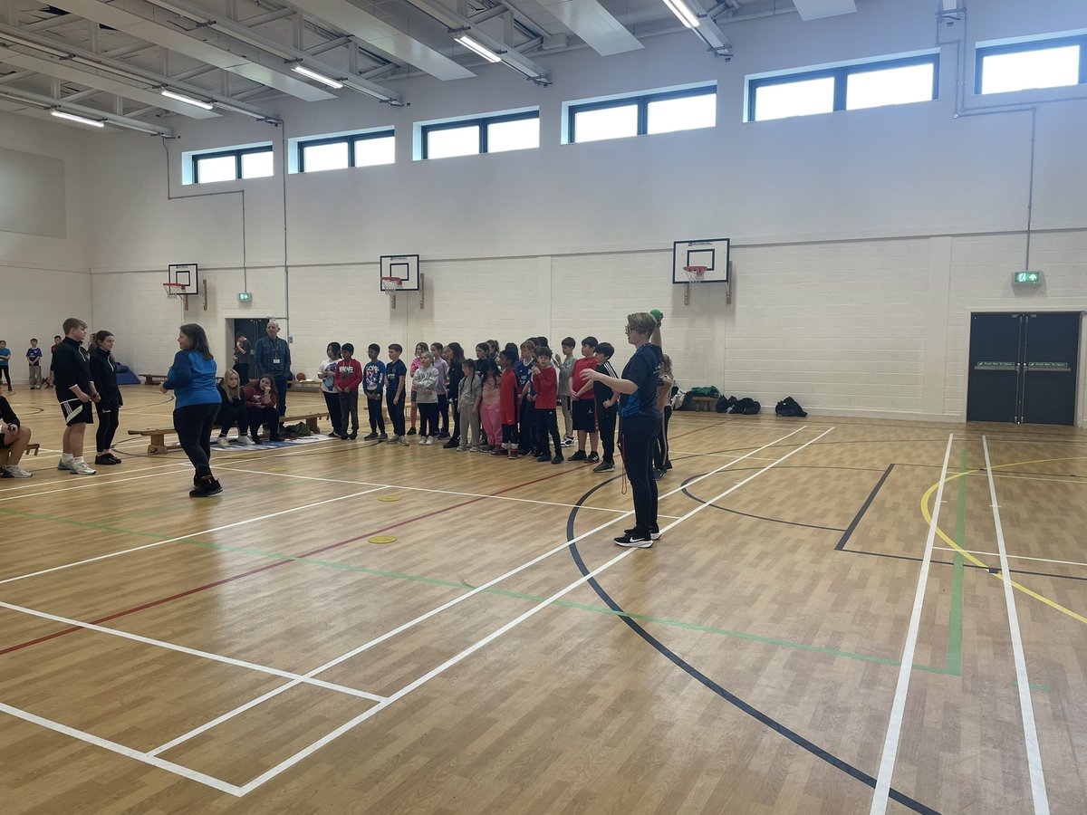 Welcome @allsaintsps @sthcpsbarry and @highstreetps to this afternoons multi sport event @WhitmoreHigh with our sports ambassadors and @RBIWALES @MCD_ance @LlantwitTKD and @WhitmoreHighPE Coach Coles