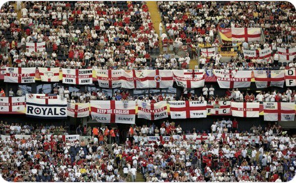 @danparnell Because the England flag means something to people …