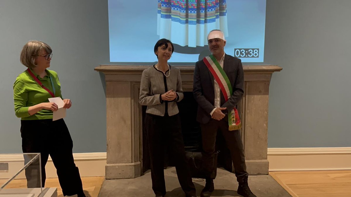 iicedimburgo's tweet photo. Last week, we hosted #ItalianDesignDay 2024 in coll. with @ItalyinEDI & @NatGalleriesSco: a private tour of the exhibition #Paolozziat100 at #ModernTwo by the curator #KerryWatson, on the occasion of the 100th birth anniversary of Scot-Italian pop-artist #EduardoPaolozzi #IDD2024 https://t.co/ZQFokKvLnv