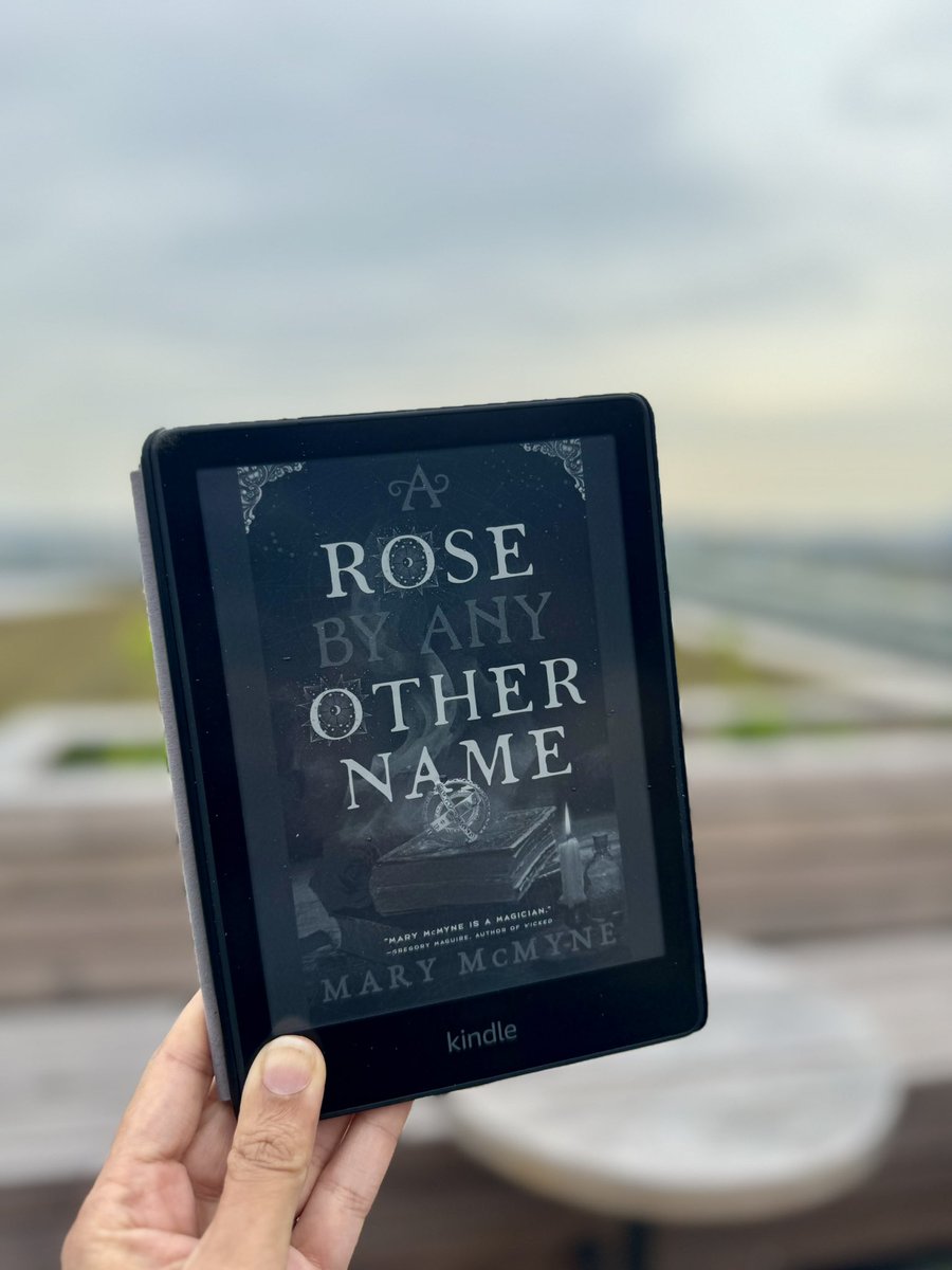 I really enjoyed reading THE BOOK OF GOTHEL so I’m going to want to read this story of Shakespeare’s sonnets told by the Dark Lady Thank you @angieeman @orbitbooks for my early review copy of A ROSE BY ANY OTHER NAME by @MaryMcMyne🌹 Out July, review to come!
