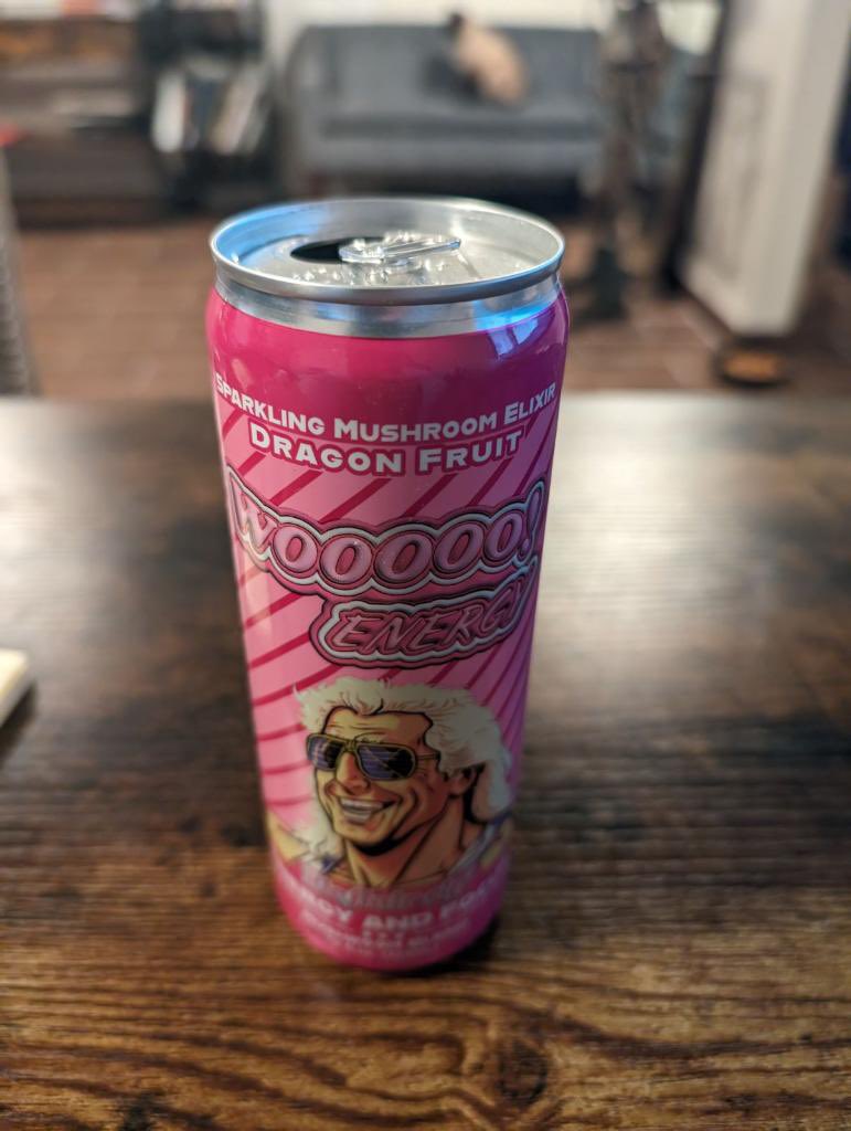 ELPREVIEWS's tweet photo. Dear @RicFlairNatrBoy and @woooooenergy I love your drink! Better than coffee in the morning. However, how do I open this without having it blow up all over the place 😅 I guess when I open the can it also goes WOOOOO! https://t.co/J5T2GXKvPj