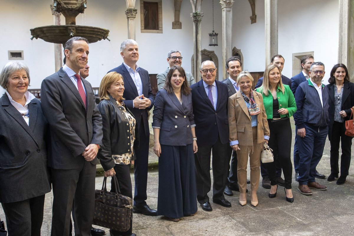 ➡️ María Jesús Lorenzana resalta a política económica da @Xunta como activo para que Galicia capte investimento exterior ➡️ A consellería de Economía en funcións mantivo hoxe un encontro co @ForoEcoGalicia 🔗xunta.gal/notas-de-prens…