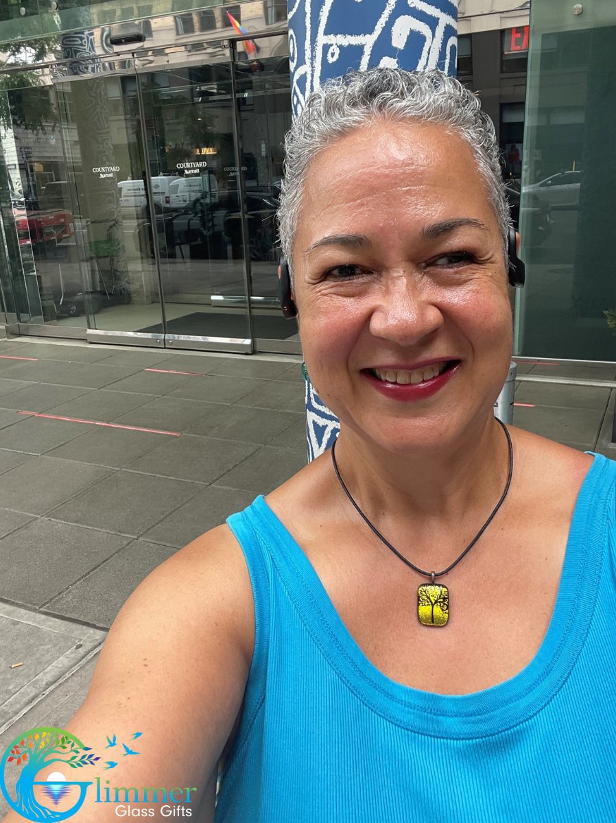 Today we are just exhausted. When that happens you go back to your team. Check out Donna wearing a Heart Tree in the color Copper. She is one of our biggest supporters and now a model for us as well. Donna certainly does Glimmer #MakeLifeGlimmer #handmadejewelry #MadeinUSA