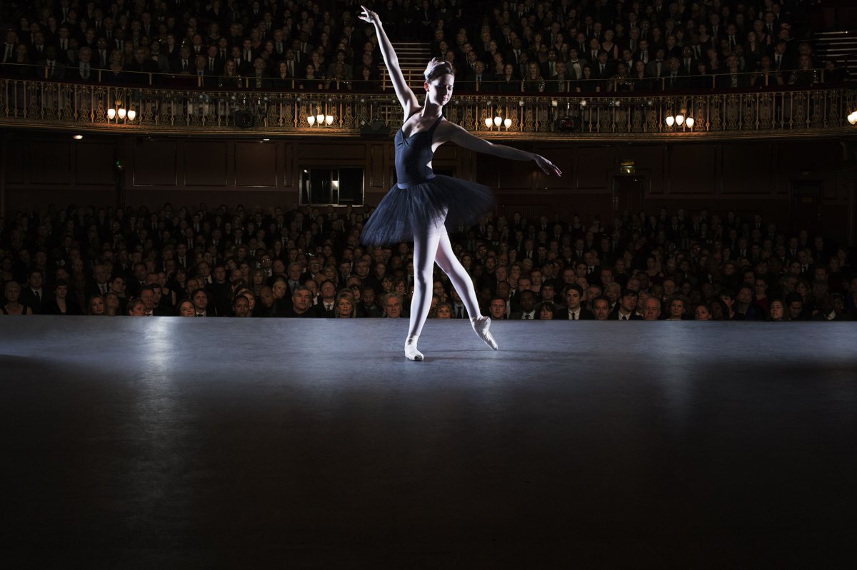 Sometimes you have to look away from the audience in order to make it truly a MOMENT when you look back to them!

#BalletTips #BalletTeacher #PerformanceTip #LetsTalkAboutFifth