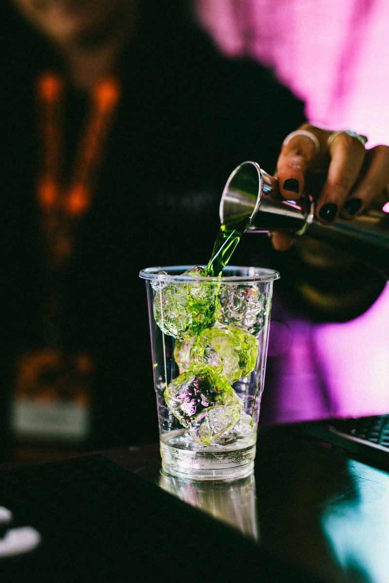 RENDR Festival (@rendrfestival) on Twitter photo Handcrafted cocktails by <a href="/TitanicDistill2/">Titanic Distillers</a> 🧊🍹
Did you have a favourite?
-
#RENDR2024 #rendrfestival #creativecommunity #film #gaming #immersive #animation #design Handcrafted cocktails by <a href="/TitanicDistill2/">Titanic Distillers</a> 🧊🍹
Did you have a favourite?
-
#RENDR2024 #rendrfestival #creativecommunity #film #gaming #immersive #animation #design