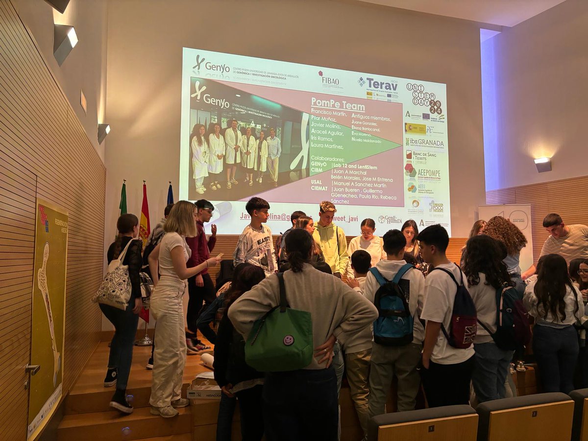 ¡@UniStemDay ha sido todo un éxito! 3 institutos de diferentes localidades han estado en nuestro centro realizando actividades de divulgación relacionadas con las células madre.