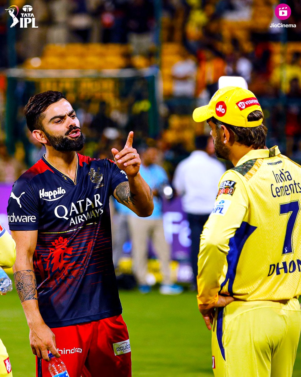 TATAIPL2025's tweet photo. What did the King say to Thala? 👑💬🦁

Answer using #IPLonJioCinema!

#TATAIPL | #IPL2024 | #CSKvRCB https://t.co/oa4GJLoYcp