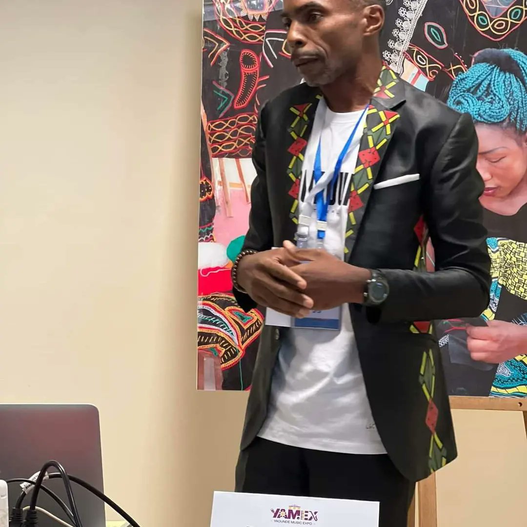 yaoundemusicexp's tweet photo. KEYNOTE de Frank Olivier Ndema en cours…
Frank Olivier Ndema est un producteur-réalisateur et consultant en communication camerounais.
#Yamex2024 #Unesco #Yamex4 #YaoundéMusicExpo #Yaoundé #Cameroun #Talents #Decouverte #Festival #Salon https://t.co/Fqqlclcc0d