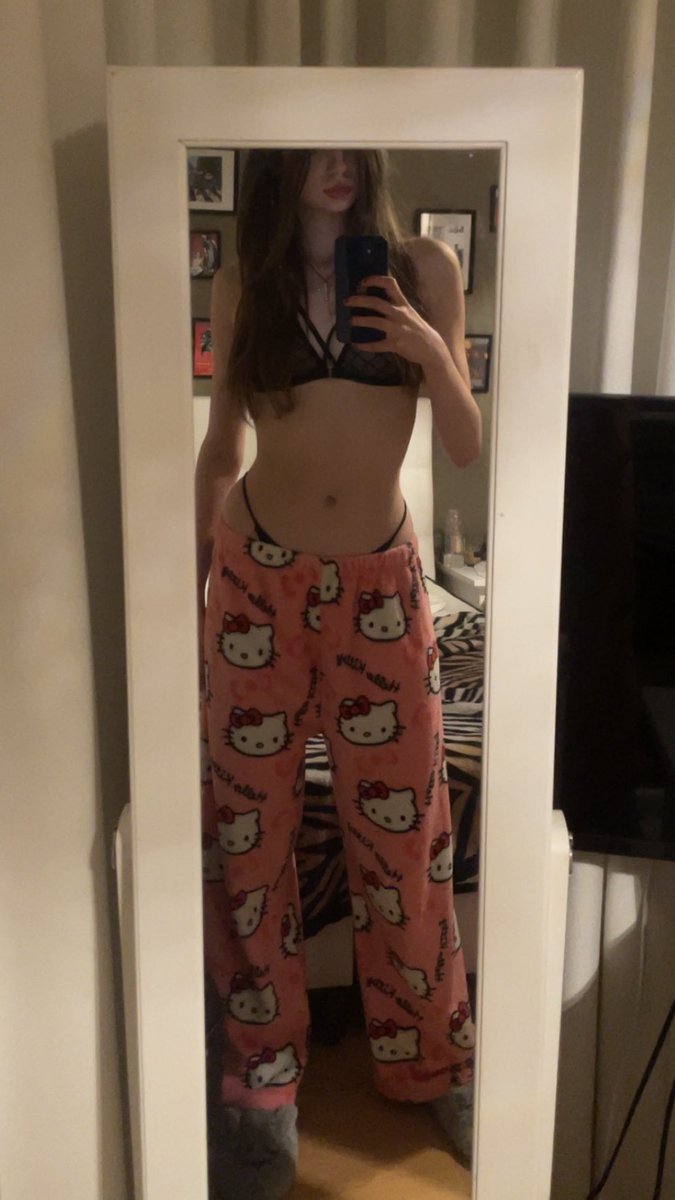 cyberb43's tweet photo. 💕🎀 https://t.co/XKByrPdVlh