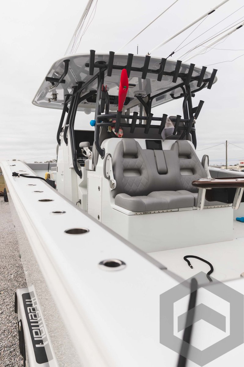 powerimplements's tweet image. 🛥️ Get ready for spring with bit.ly/3H2P3Zp - your go-to Manufactured Certified Service Center! As the best Freeman Boatworks Certified Service Center around, our Mercury experts are ready to tune-up or overhaul your boat.  #PowerImplements #BoatService