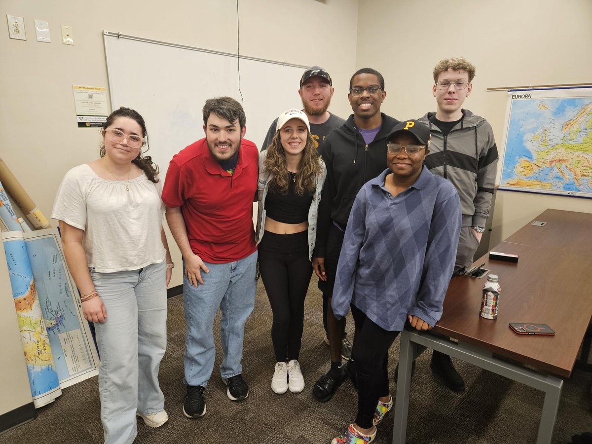 Will visited a KSU Management class before Spring Break to talk about his work and interview experience as an Academy Student. We are so proud of him! Go Will 🦉

#thisiswellstarcollege @wellstarcollege