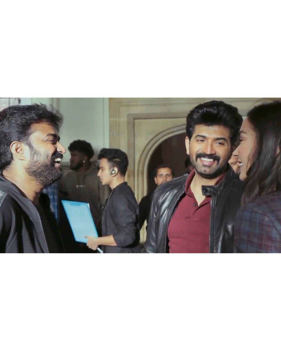Mathu_Jeya's tweet photo. I worked on a TAMIL movie set and what an experience it was! Learned about the immense effort behind filmmaking, with sleepless nights and chaos. Grateful to work with talents like Arun Vijay, Amy Jackson, and Stunt Silva. #MissionChapter1 #TamilMovie #Grateful #IndianCinema https://t.co/MmxHhA7I3R