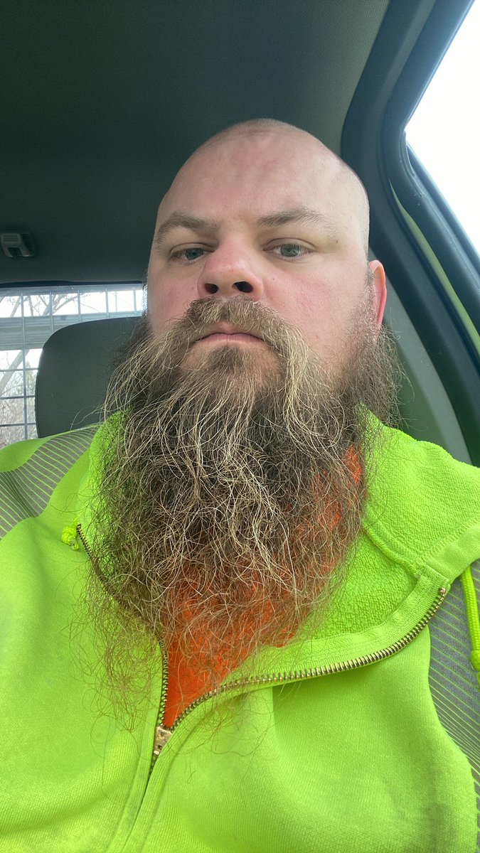 Douglasm1986's tweet photo. I stand with CPG! #VoteHBIC #VoteBum #ShavedHead https://t.co/GUtzWYqX1P