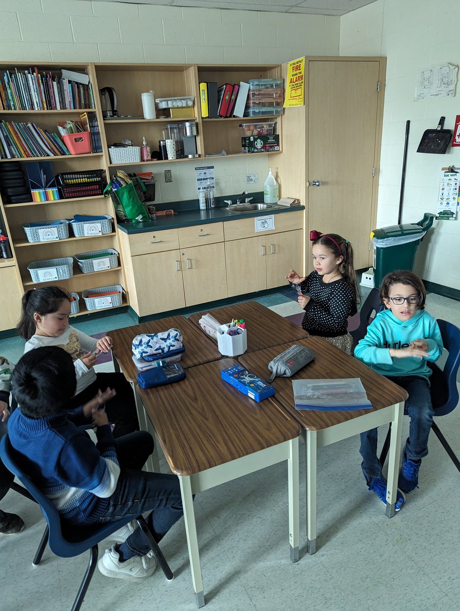 LisaMessom's tweet photo. Today we celebrated #EarthHour2024 at school in the best way... We made music! Mme McCallum taught us how to use spoons as percussion instruments. 🎶 @SHOJ_HCDSB @MmeGaudet0 https://t.co/B8u1O6vy7G