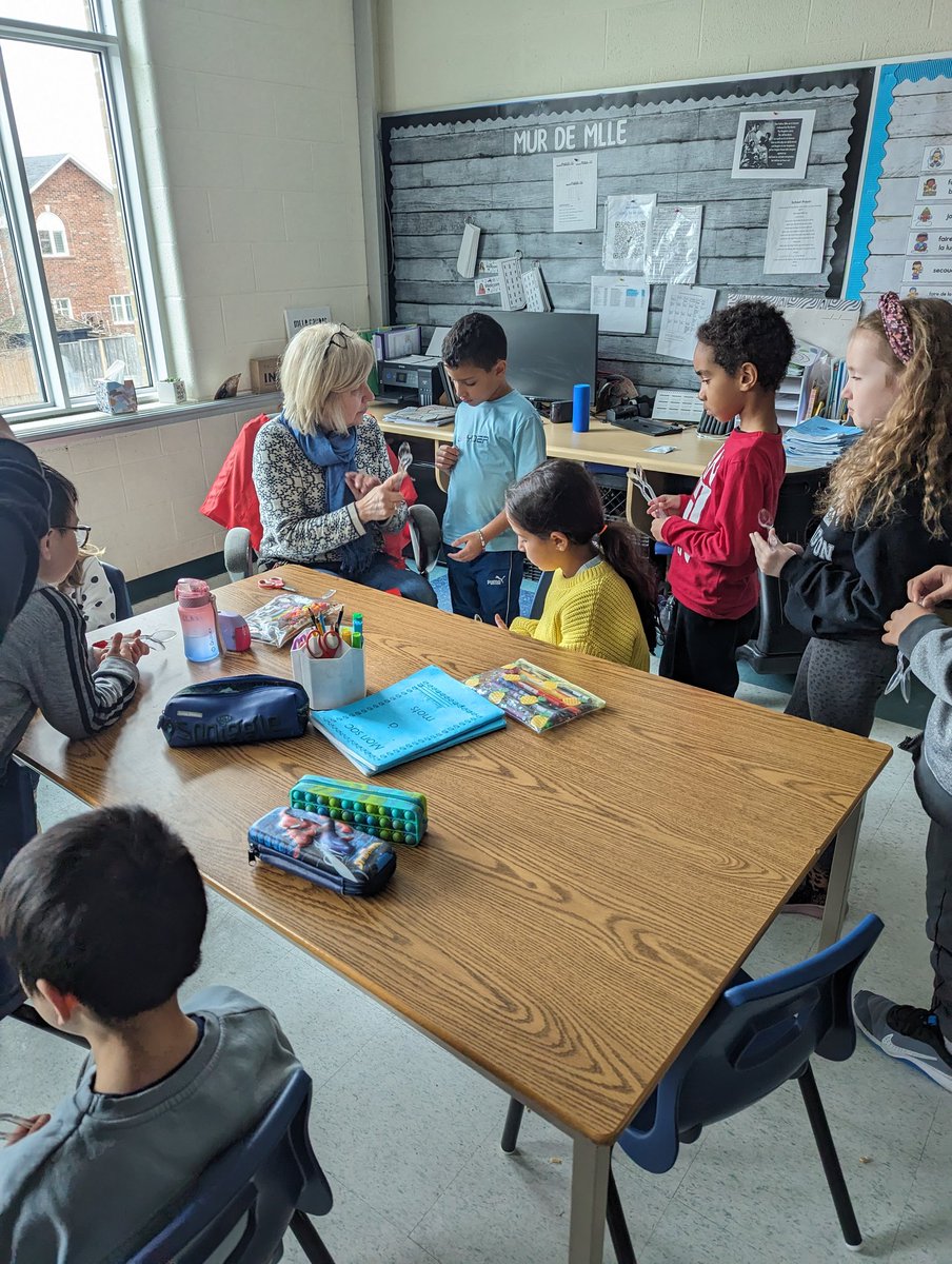 Today we celebrated #EarthHour2024 at school in the best way... We made music! Mme McCallum taught us how to use spoons as percussion instruments. 🎶 @SHOJ_HCDSB <a href="/MmeGaudet0/">Mlle Gaudet</a>