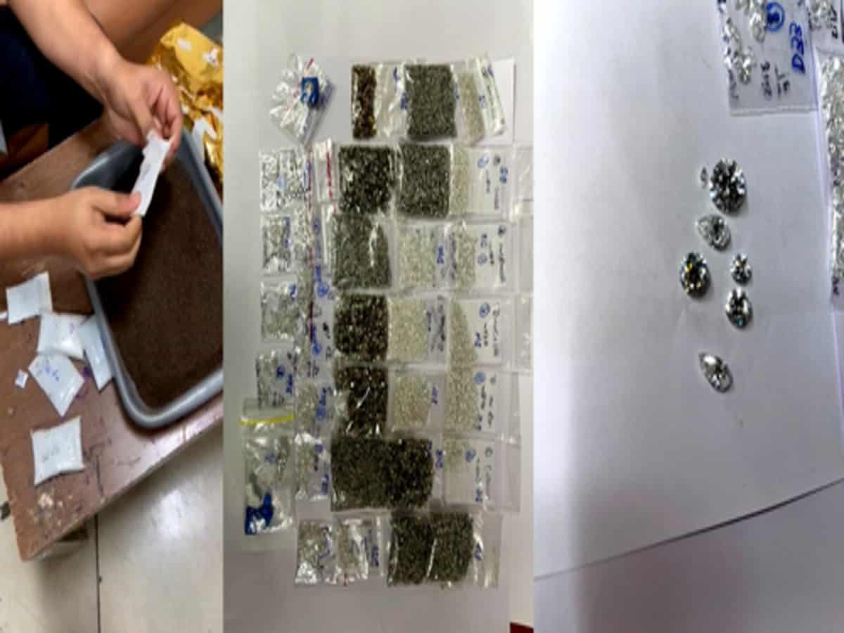 gallinews's tweet photo. Diamonds 3.75 Cr, Foreign Currency 5.36 Cr Ke Sath Gold 1.49 Crore Ka Seize Kiya 8 Cases Me Customs Ne At Mumbai Airport

Read Full News: https://t.co/5JDT8RnCqM

#AirportSecurity #ContrabandSeized #CustomsAlert #CustomsCrackdown #customsseizure #DiamondsSeized https://t.co/4whGh7SbdK