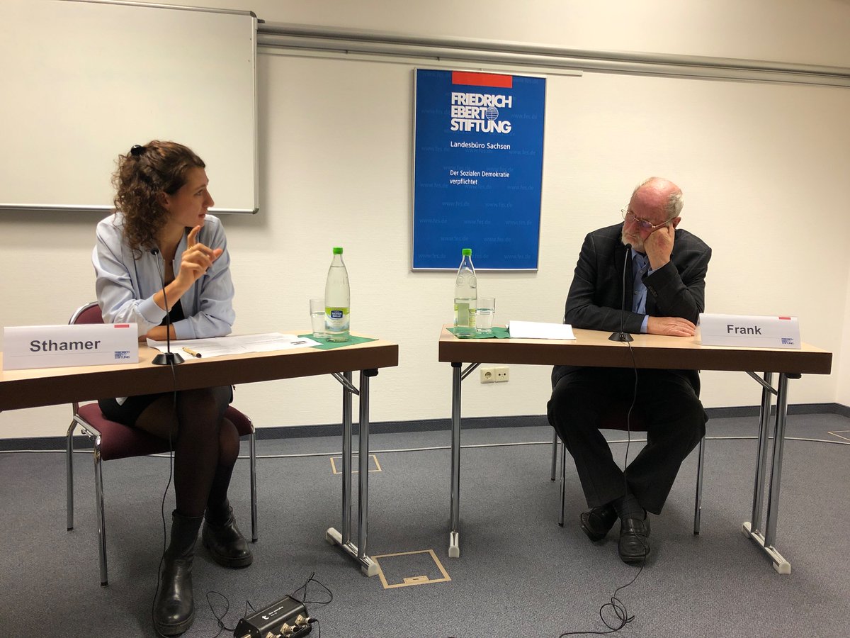 „In 2, 3 Jahren leben wir in einer Diktatur.“ Niklas Frank diskutiert mit Nadia Sthamer bei der @FESonline Leipzig über den Zustand unserer Demokratie. #lbm24 #Antisemitismus