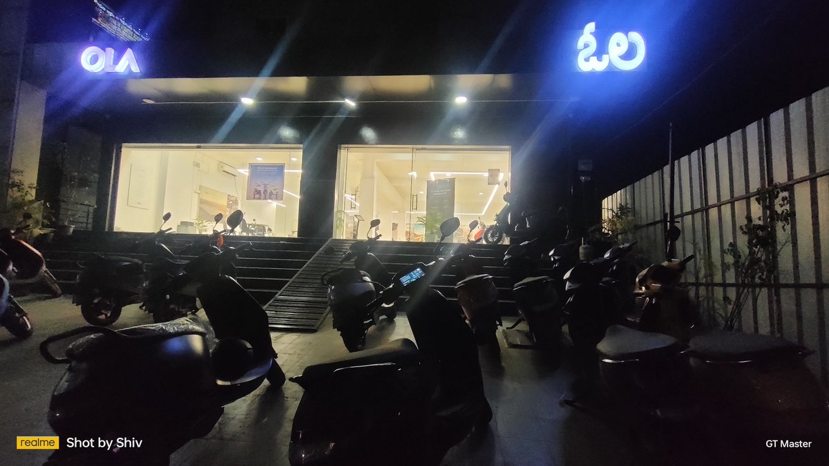 Perpetualy_Madd's tweet photo. Being an ex- @OlaElectric employee, I'm proud to say that I was a part of OLA. Very impressed by the quick service provided by the service centre and great cooperation of ASM Prasad in Bangalore. Proud to be a part of the revolution.💚

Thanks to my dear friend @Khalidaaalbadri♥️ https://t.co/VudCpIjrgY