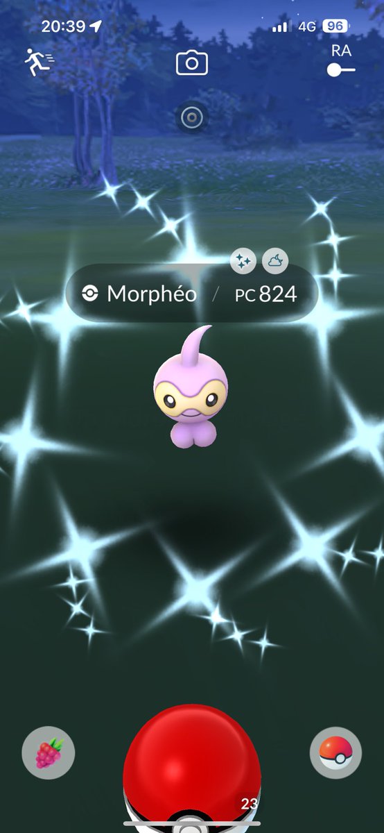 zdak67's tweet photo. Forgot to post about those 2 #shinypokemon friends met during the #WeatherWeek event in #PokemonGO!🤩3rd #shiny Castform of the event and 3rd normal one…🥲#ShinyCheck https://t.co/cxBix37H2b