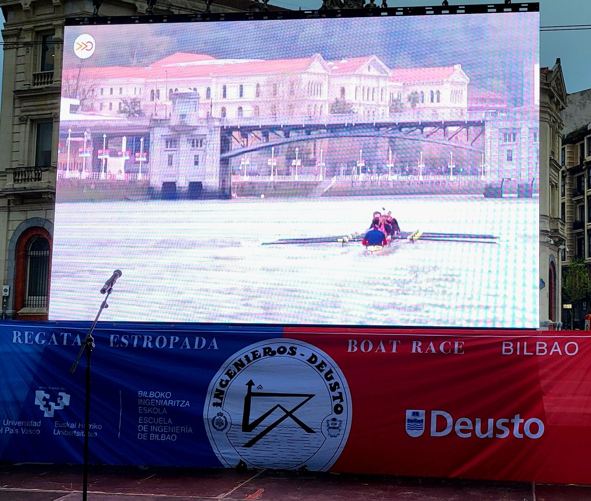 ¡Nueva victoria para @Deusto en la regata Ingenieros-Deusto @RegataID! 🚣‍♂️ Ya sumamos 27 en total. ZORIONAK TXAPELDUNAK!!! #proUD #ereDU